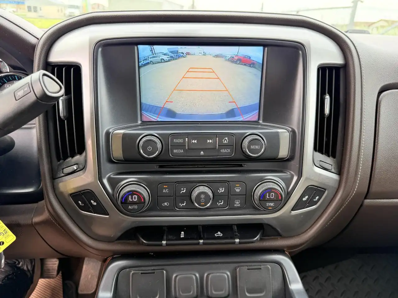 Chevrolet Silverado 1500 снимка Chevrolet Silverado 1500