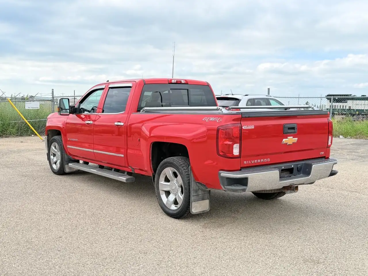 Chevrolet Silverado 1500 снимка Chevrolet Silverado 1500