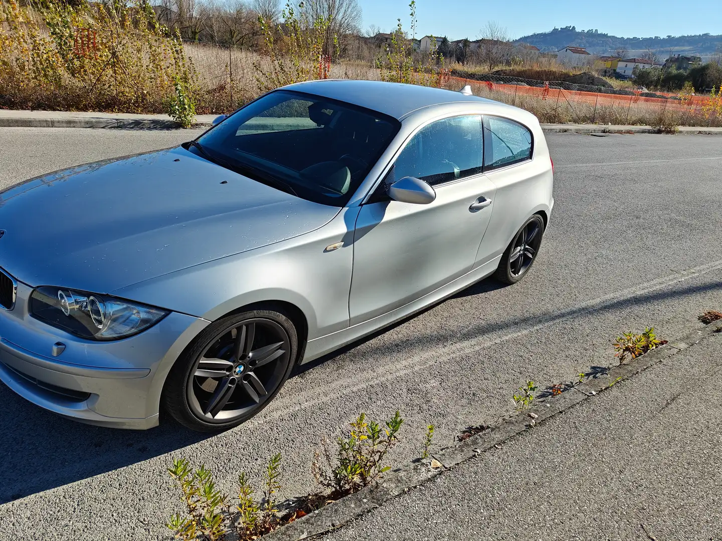 BMW 123 123d 3p Attiva dpf Срібний - 2