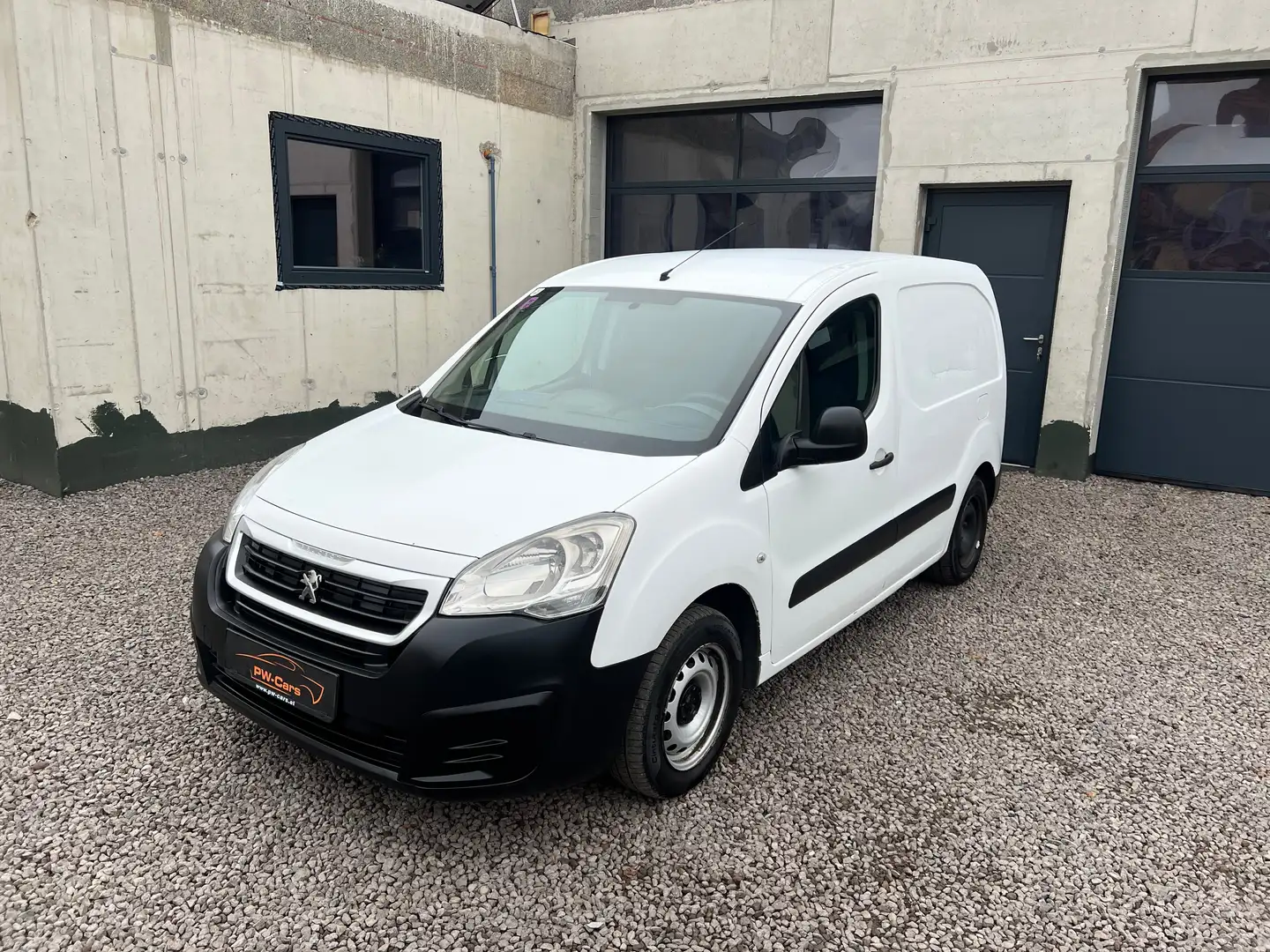 Peugeot Partner L1 Premium ERSTBESITZ, KLIMA, SERVICEGEPFLEGT Weiß - 1