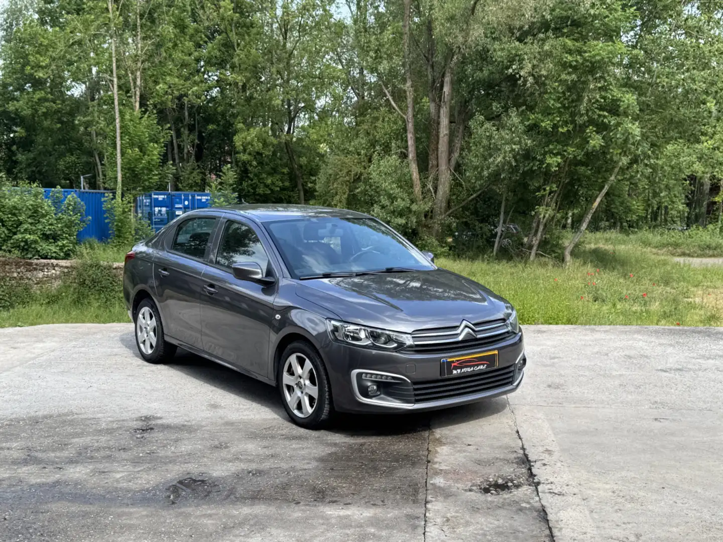 Citroen C-Elysée EXCLUSIVE 1.6HDI 110CV NAV Šedá - 1