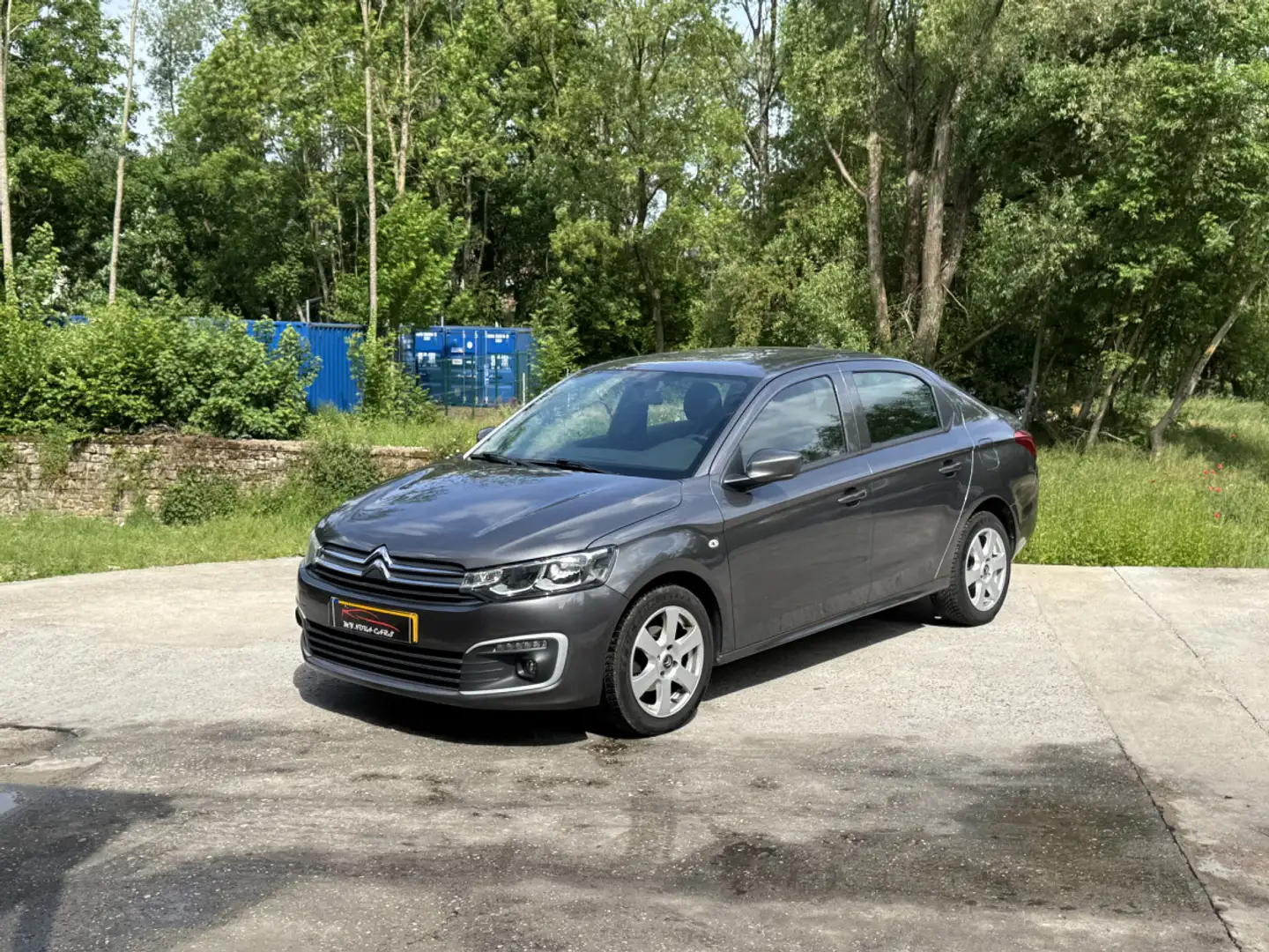 Citroen C-Elysée EXCLUSIVE 1.6HDI 110CV NAV Šedá - 2