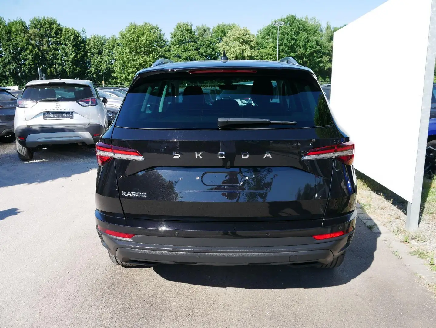 Skoda Karoq Selection 1.5 TSI DSG*ACC*PDC*KAMERA*TEMPOMAT*L... Schwarz - 2