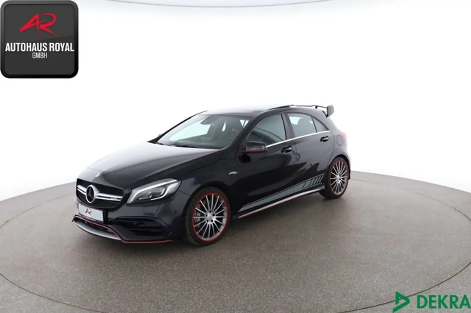 Mercedes-Benz A 45 AMG 4M PANORAMA,COMAND,CARPLAY,SCHECKHEFT Černá - 1