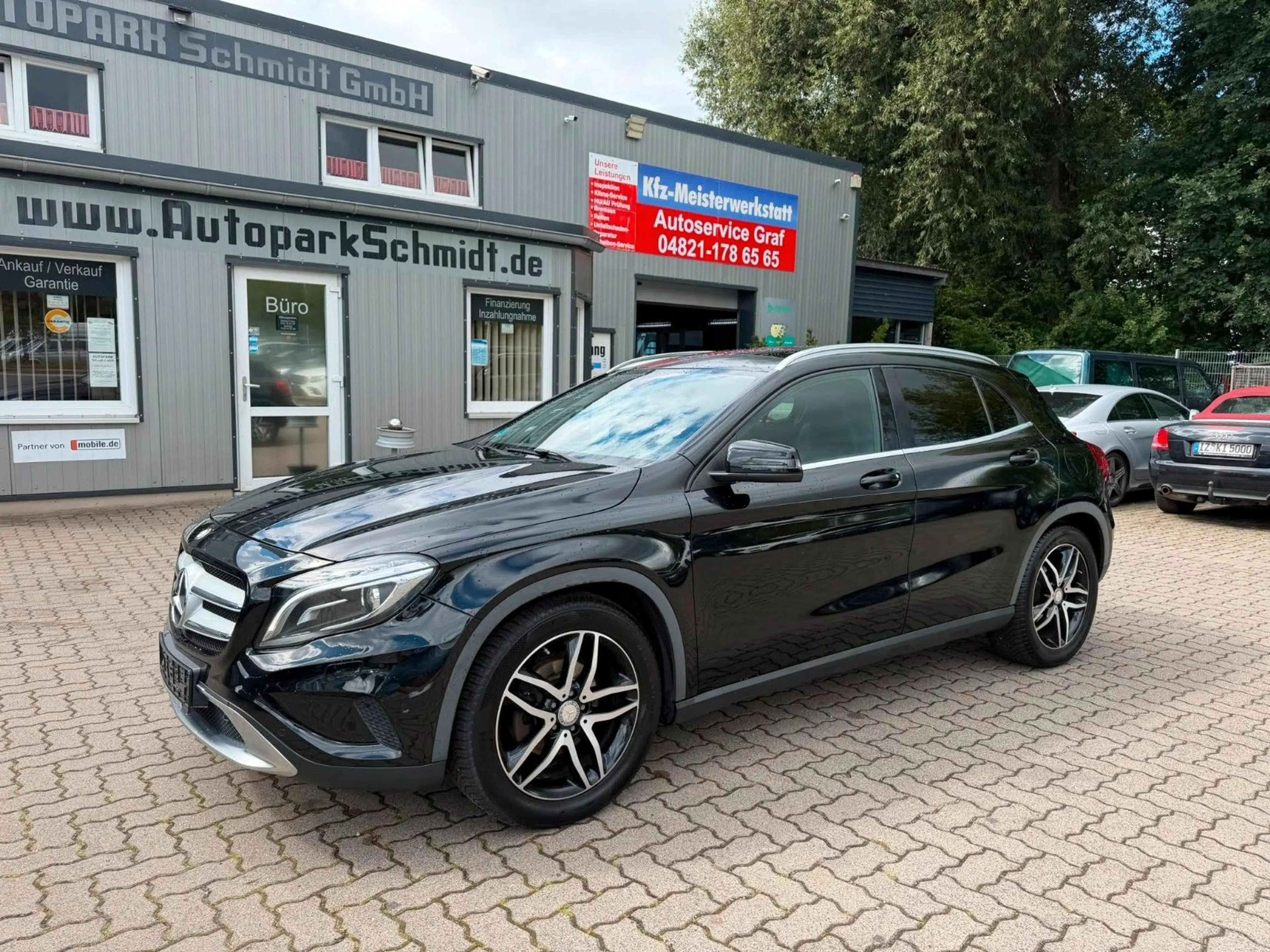 Mercedes-Benz GLA 200 CDI T-LEDER°SITZHZ°PANO°NAVI°MEMORY°PDC!