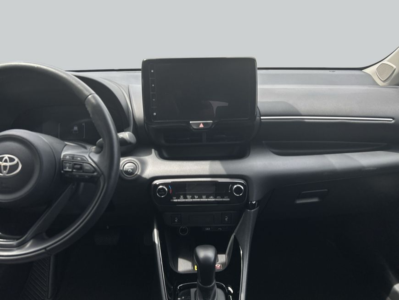 Toyota Yaris Hybrid 116 1.5 VVT-i Team Deutschland — photo 14