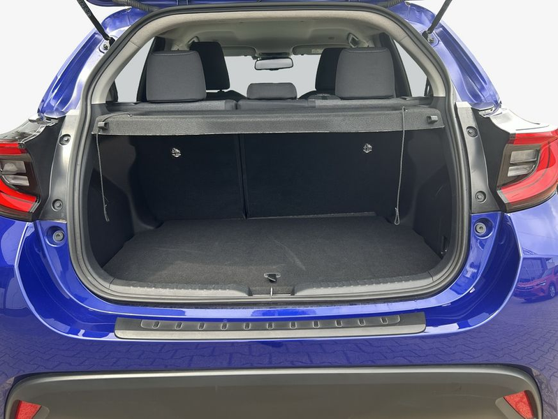 Toyota Yaris Hybrid 116 1.5 VVT-i Team Deutschland — photo 8