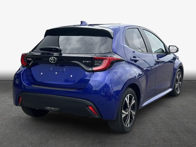 Toyota Yaris Hybrid 116 1.5 VVT-i Team Deutschland — photo 2