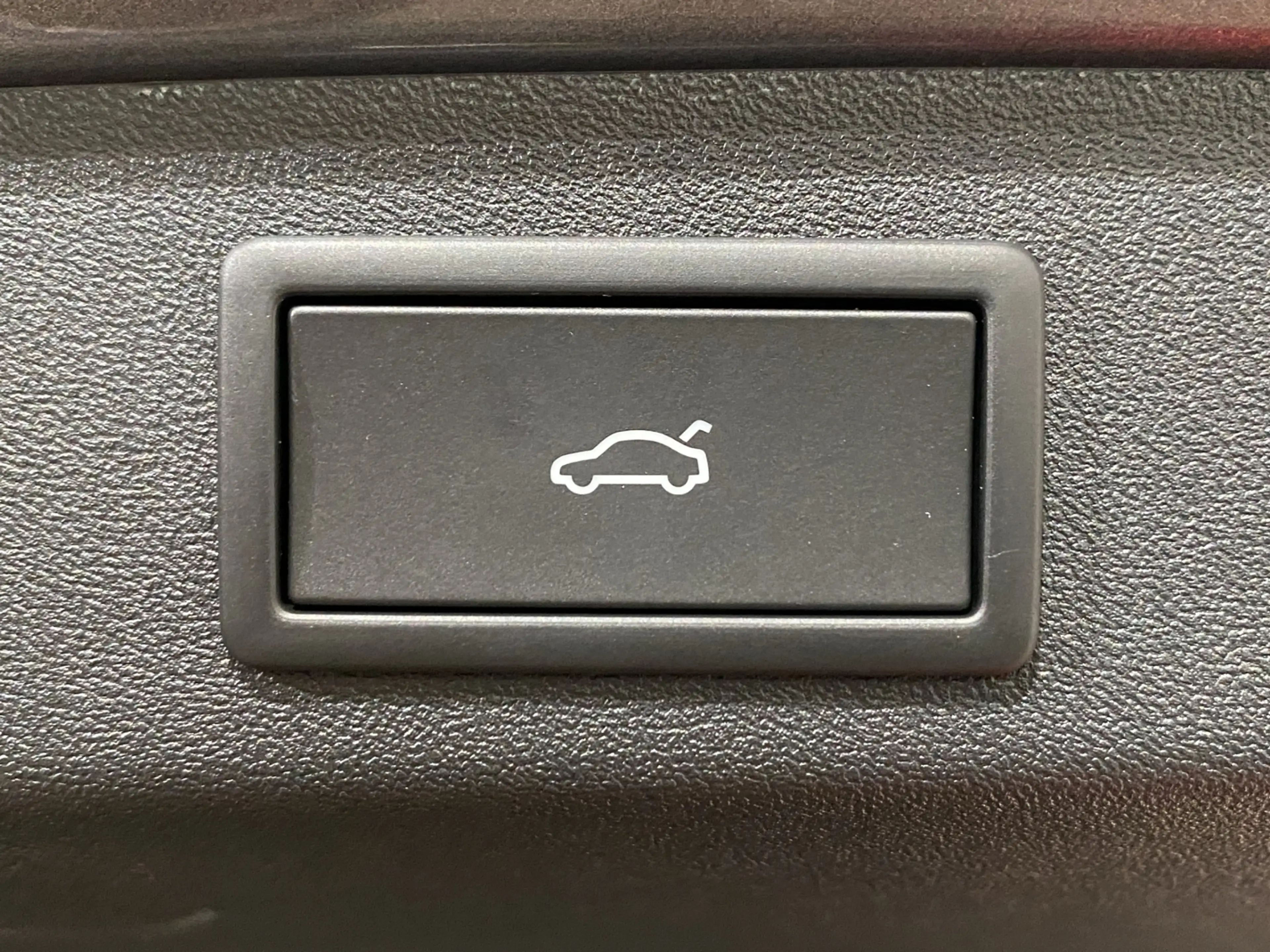 Skoda Kodiaq 1.5 eHybrid DSG Sportline / Navi LED AHK — photo 13