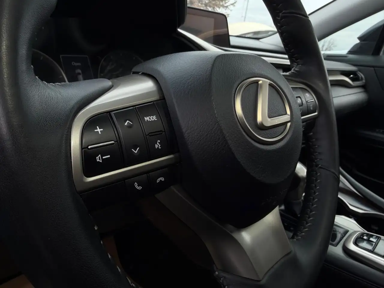 Lexus RX снимка Lexus RX