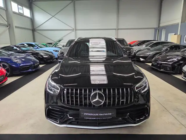 Mercedes-Benz GLC view 4