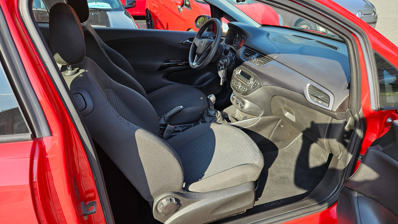 Opel Corsa Corsa 1.4 Innovation ALLWETTERREIFEN KLIMA TÜV & AU NEU — photo 8