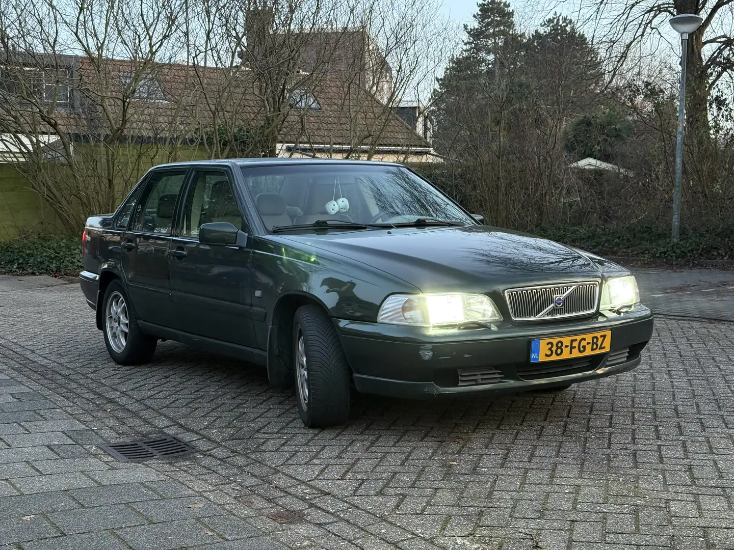 Volvo S70 2.5 *GROOT ONDERHOUD 7-3-2026* - 1