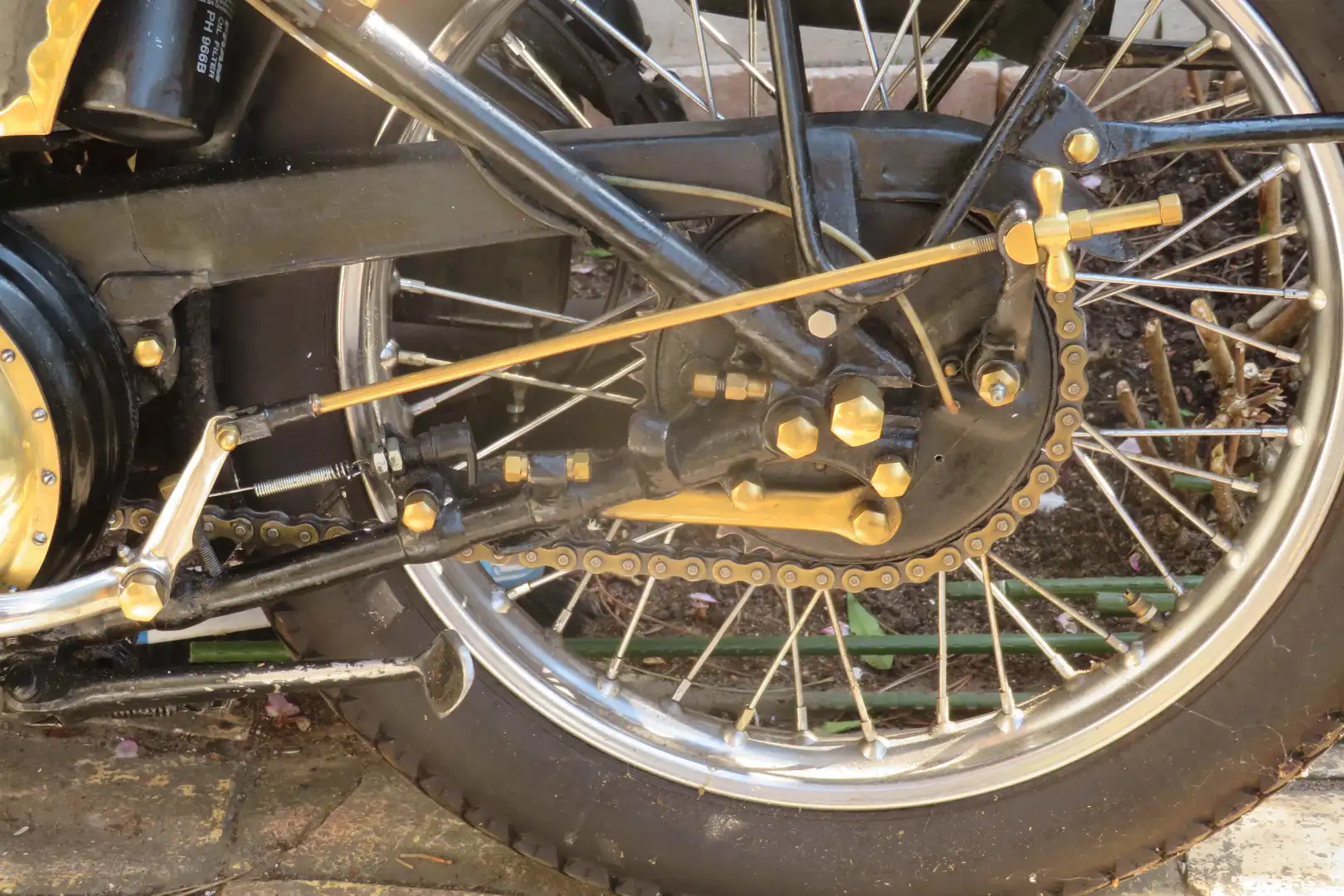 Norton 16 H Schwarz - 2