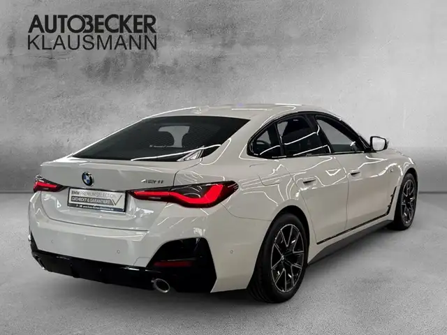 BMW 4 Series view 2