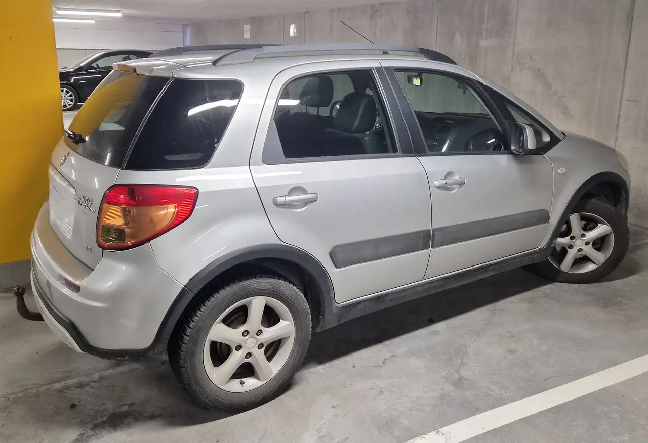Suzuki SX4