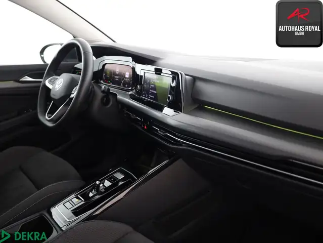 Volkswagen Golf view 9