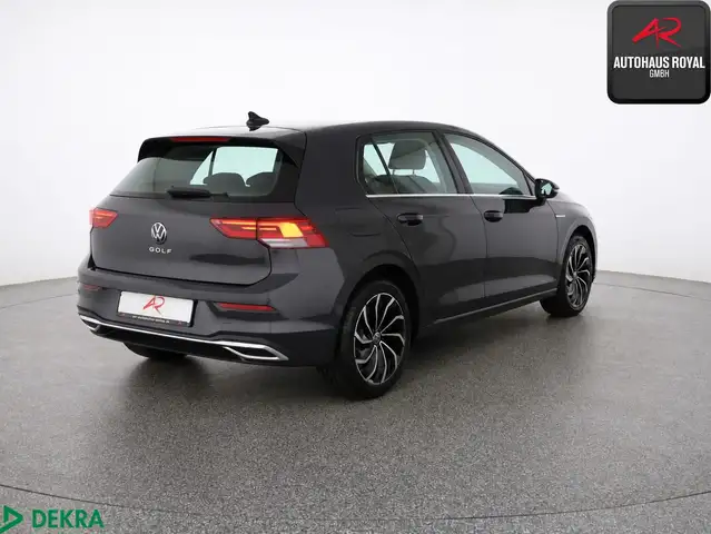 Volkswagen Golf view 5