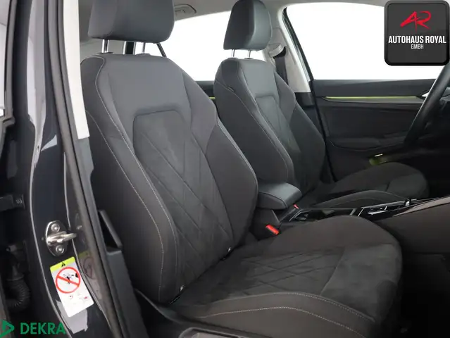 Volkswagen Golf view 10