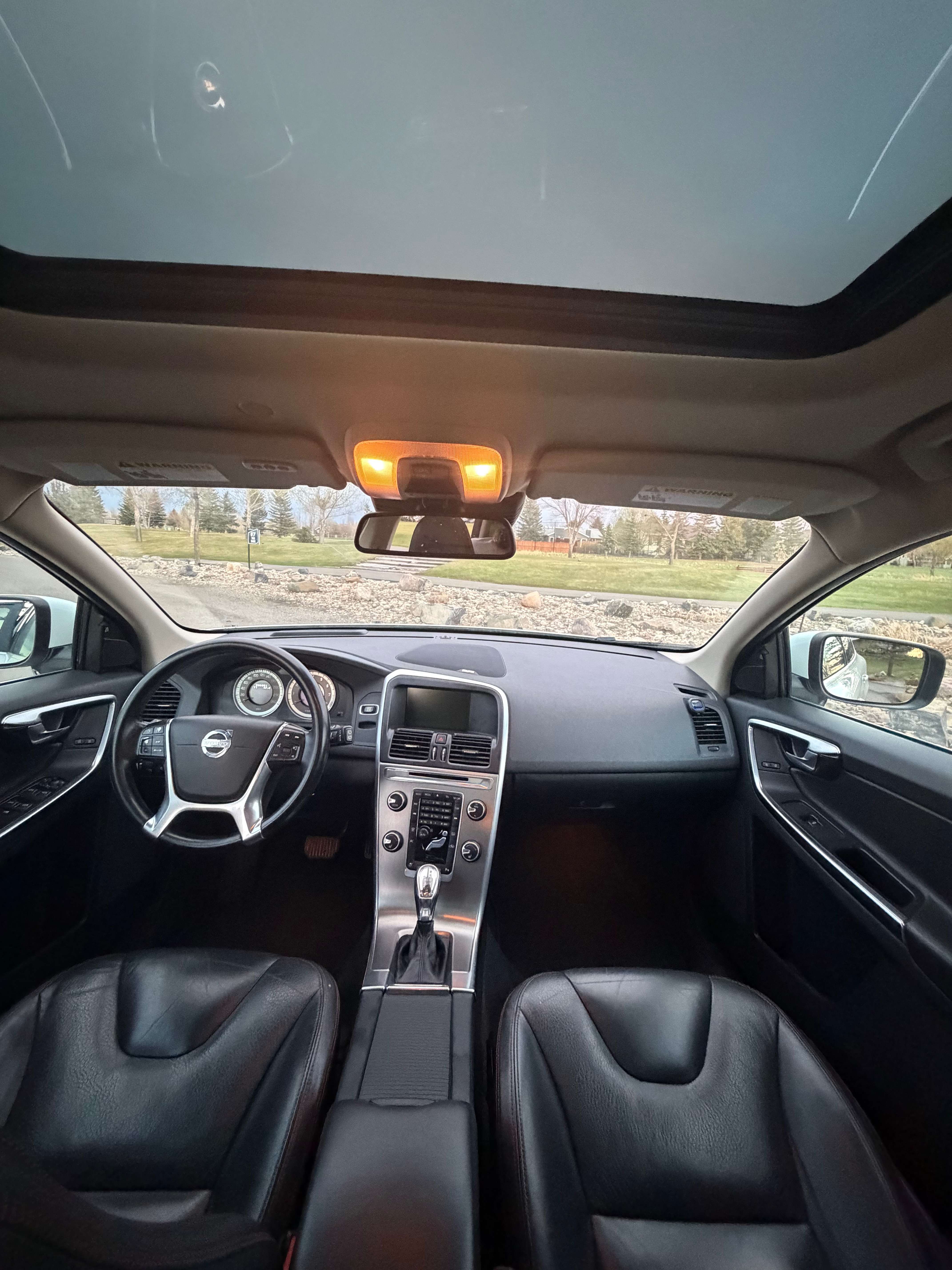 2013 Volvo XC60 T6 Premier Plus thumb 8