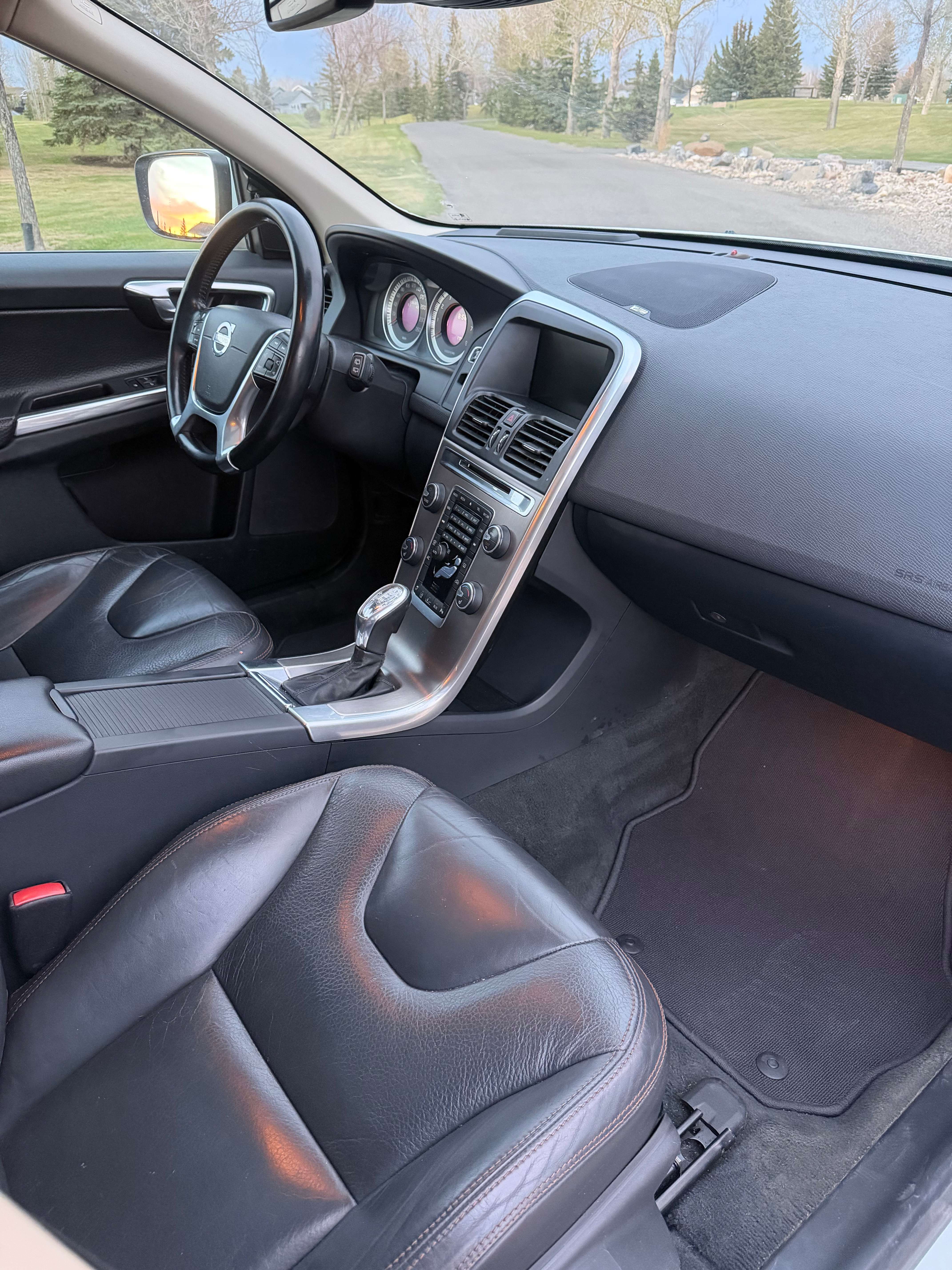 2013 Volvo XC60 T6 Premier Plus thumb 14