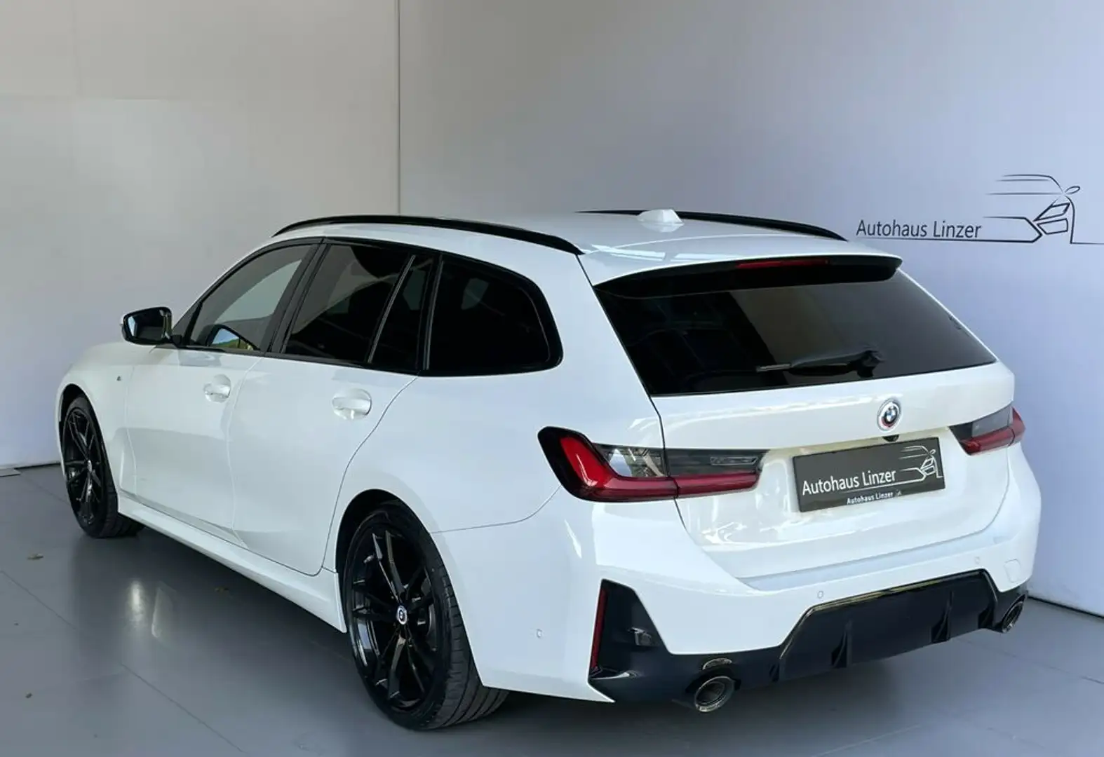 BMW 320 d xDrive M LCI *LED*HuD*H&K*Kamera*Alcantara*19 Weiß - 2