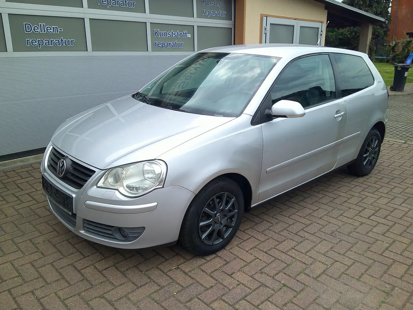 Volkswagen Polo Goal     TÜV Neu  Sitzheizung Plateado - 2