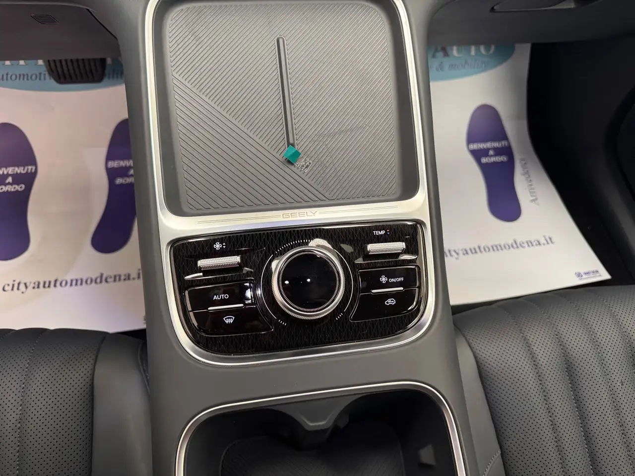 Geely Starray EM-i 1.5 Phev Pro Autom. ( 262CV ) KM.0 PRONTA CONSEGNA, миниатюра 10