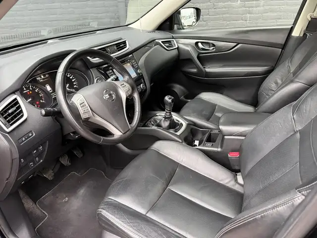 Nissan X-Trail view 13