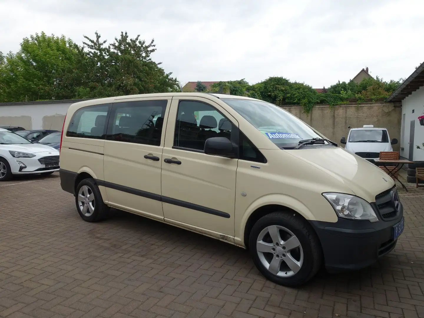 Mercedes-Benz Vito 113 CDI lang, Autom., EU5, 9-Sitze !! Beżowy - 1