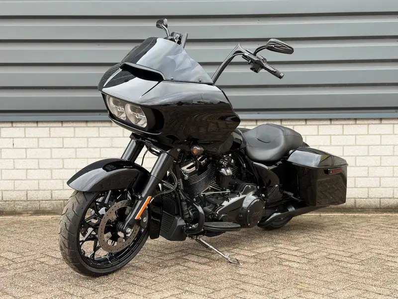 Harley-Davidson Road Glide - foto 5