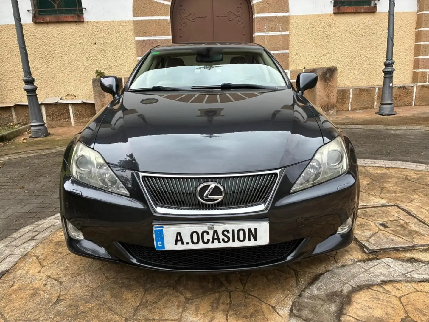 Lexus IS 250 President Aut. Gris - 2