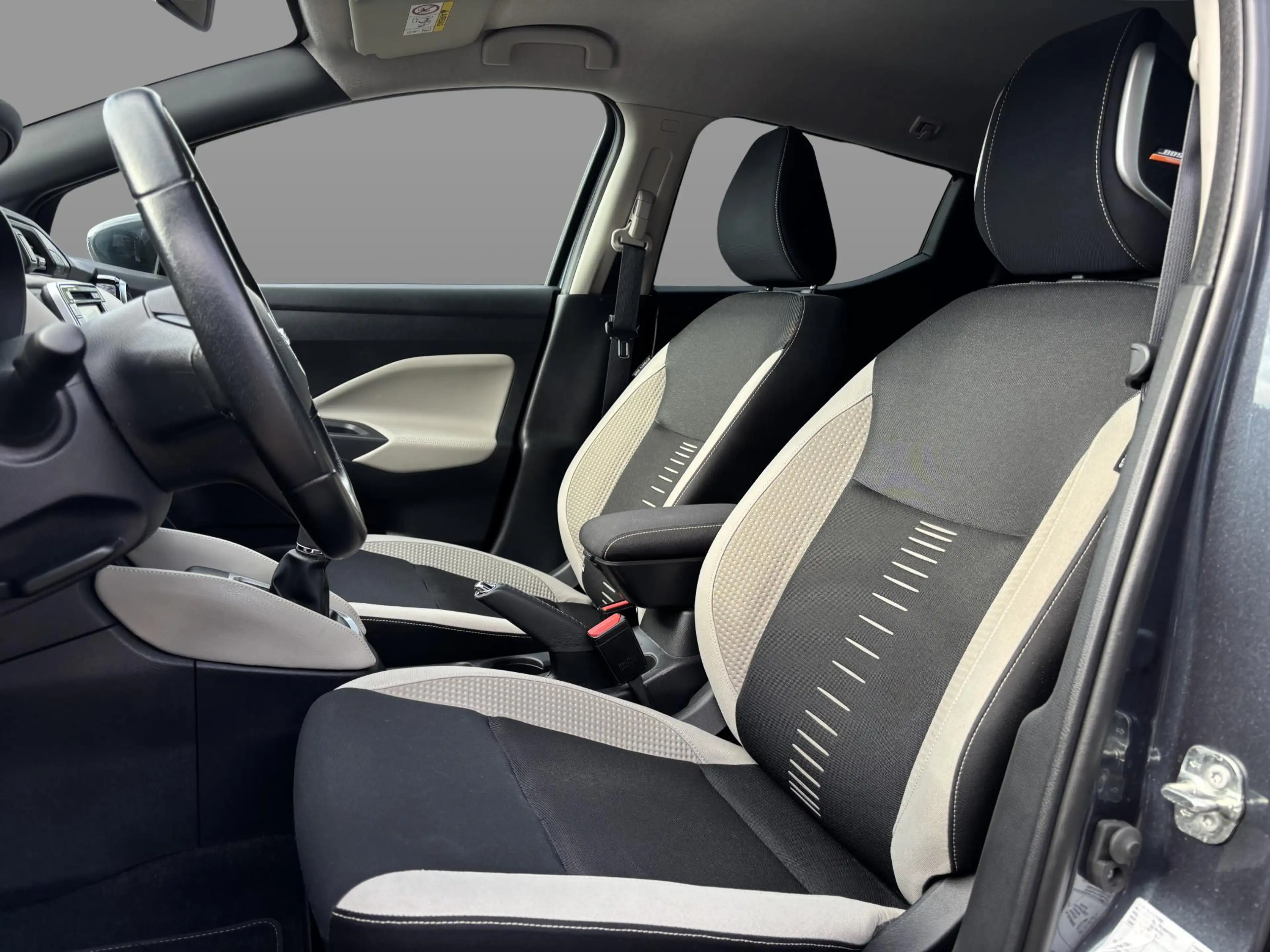 Nissan Micra 0.9 IG-T Tekna , Navi, Clima. Cruise, 360 Camera, — photo 11