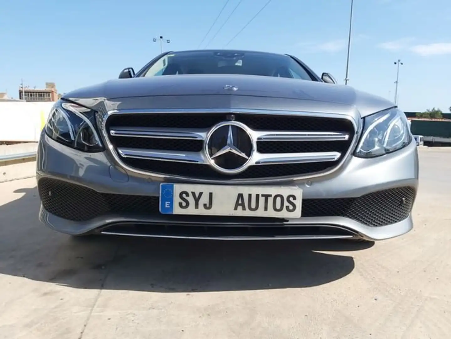 Mercedes-Benz E 220 d Berlina 9G-TRONIC Beige - 2