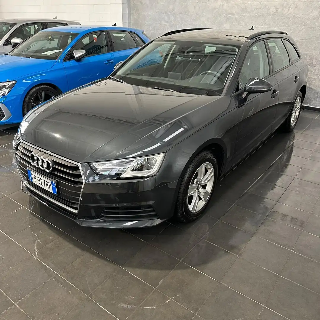 Audi A4 Avant 2.0 TDI 122 CV S tronic Business Grigio - 2