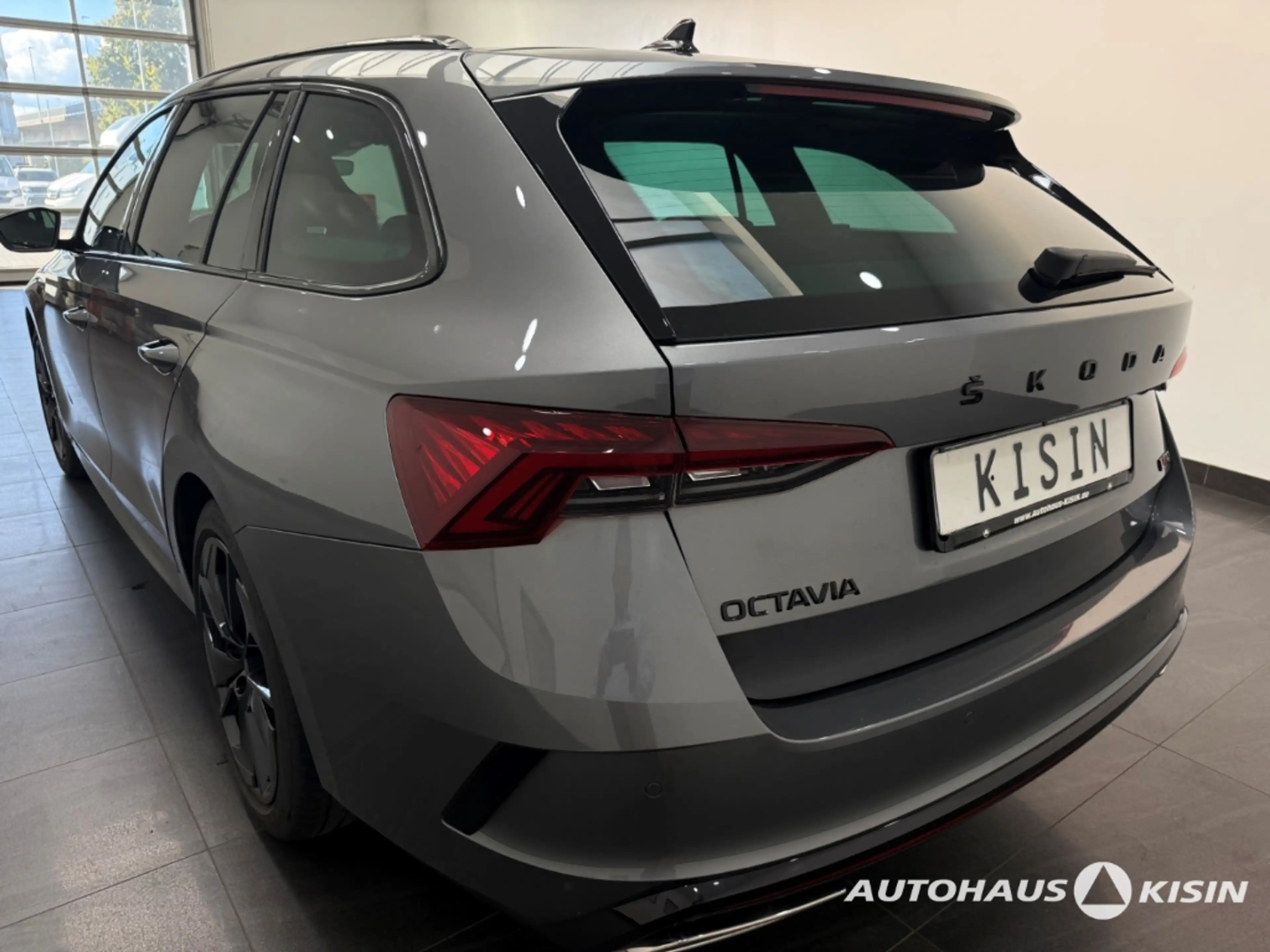 Skoda Octavia Combi RS 2.0 TDI DSG /HeadUp/AHK — photo 4