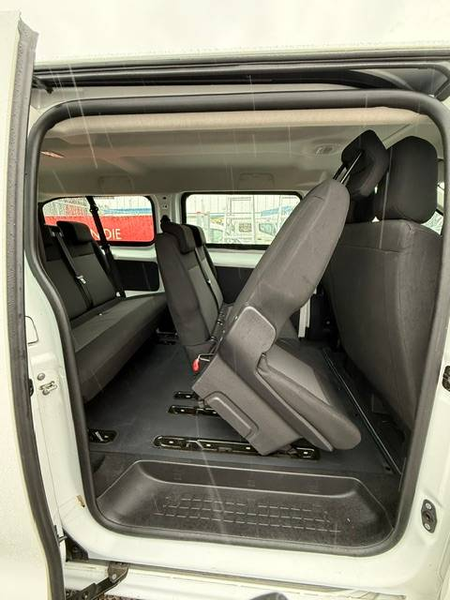 Citroen Jumpy Blue HDi 150 XL 9 Sitzplätze — photo 13