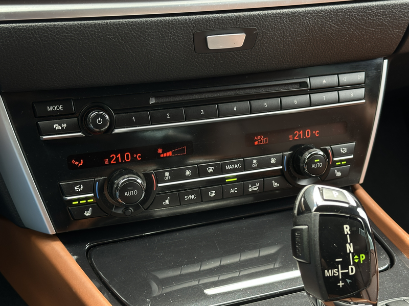 BMW 550 5-serie Gran Turismo 550xi V8 M Sport 449 pk Panor — photo 37