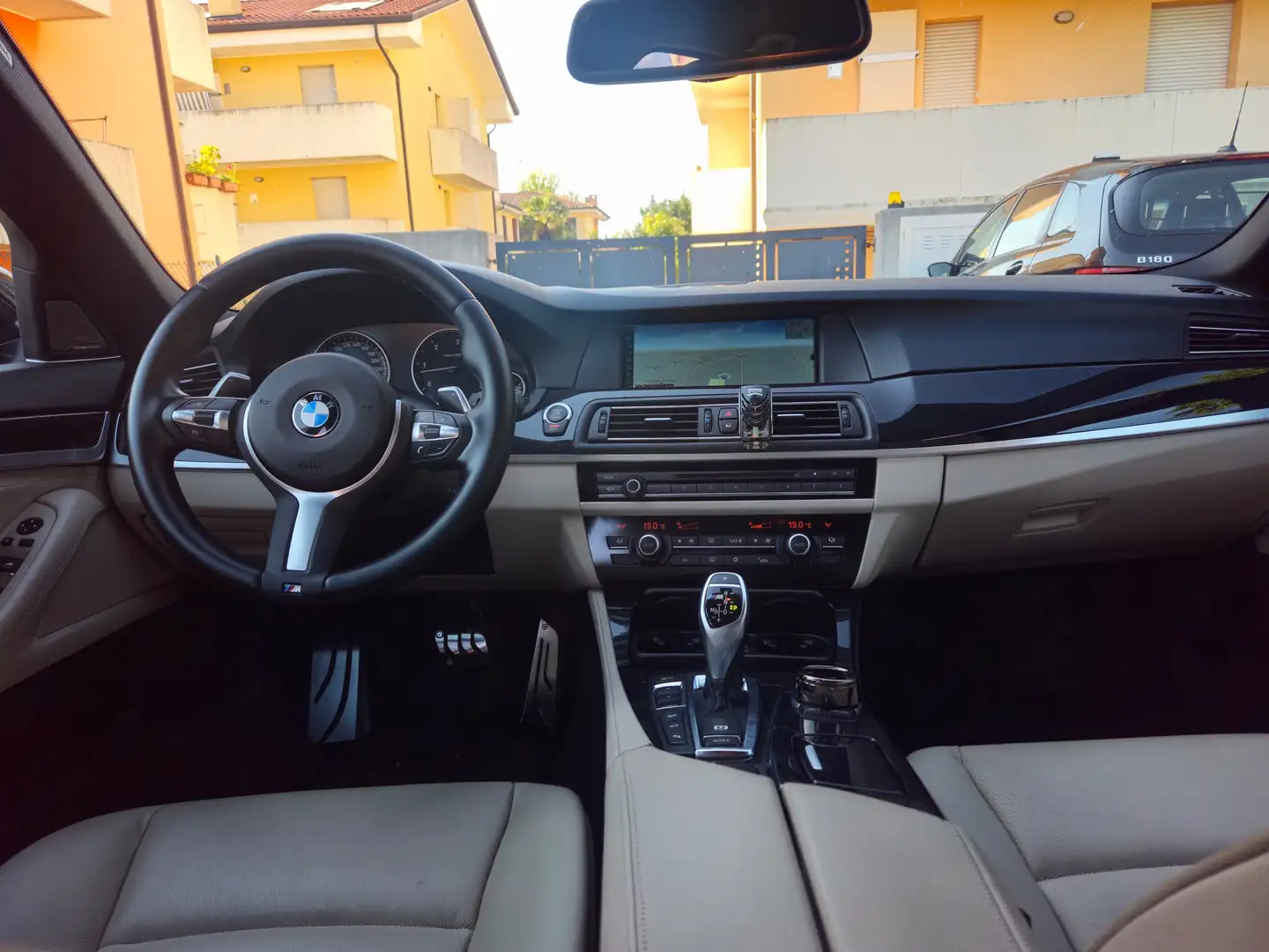 BMW 530 530 xdrive Nero - 1