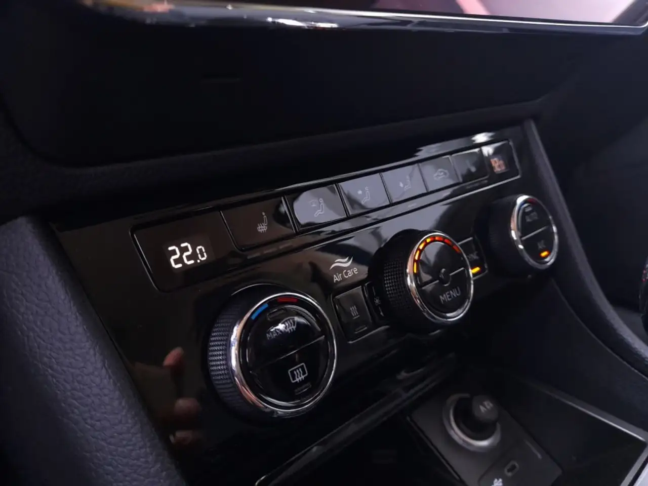 Skoda Superb Kombi STYLE 2,0 TDI DSG *STANDHZG / MATRIX-LED / AHV & 360° KAMERA /, миниатюра 7