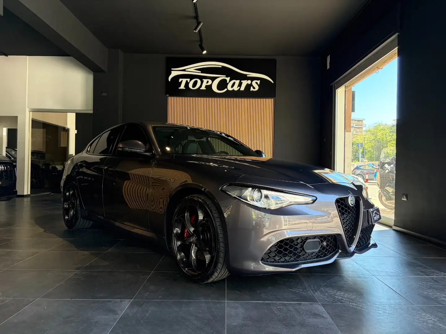 Alfa Romeo Giulia Giulia 2.2 Turbodiesel 210 CV AT8 AWD Q4 Veloce Ti Gris - 1