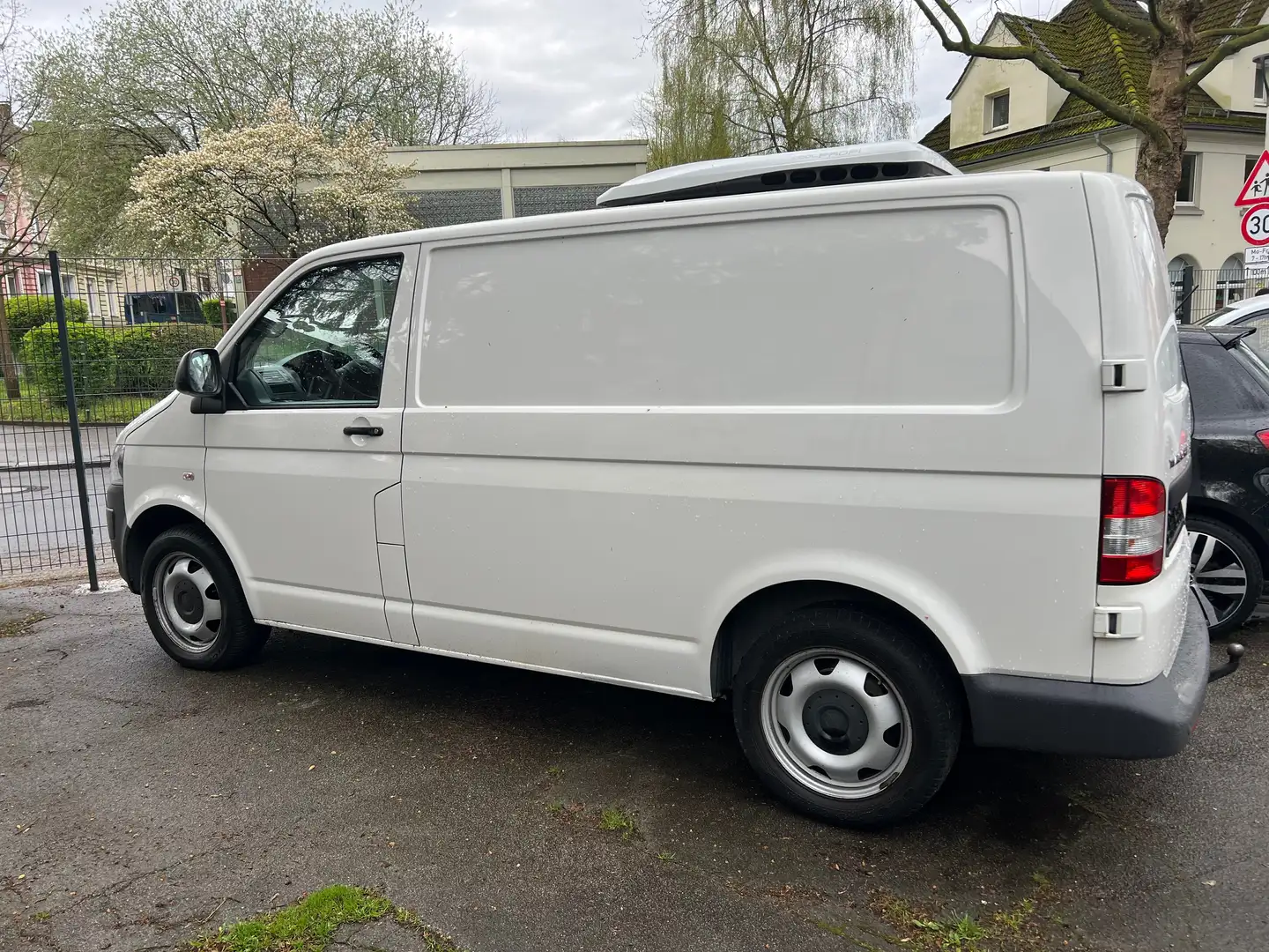 Volkswagen T5 Transporter Coolprofi Bianco - 2