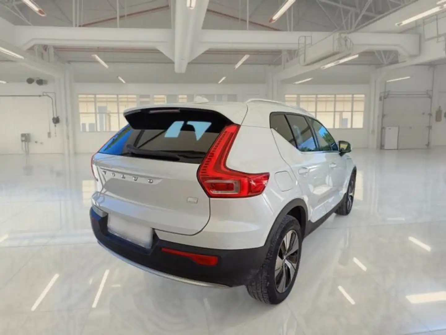 Volvo XC40 XC40 2023 1.5 t5 recharge phev Plus Bright auto Blanco - 2