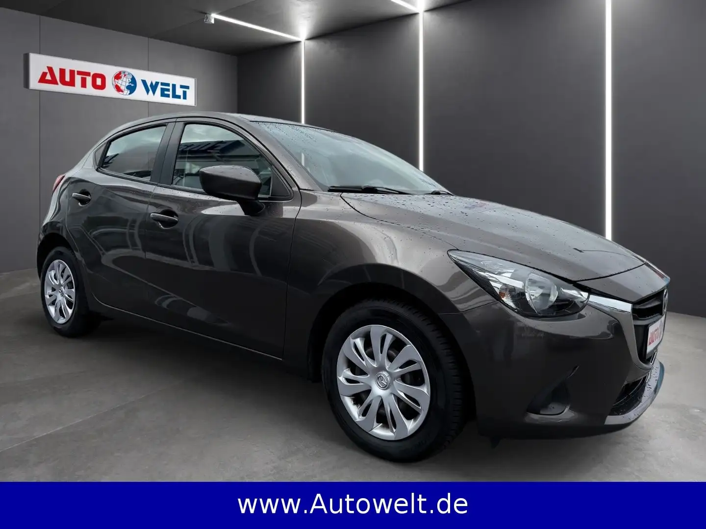Mazda 2 Lim. 1.5 Skyactive-G Prime-Line Klimaanlage Braun - 2