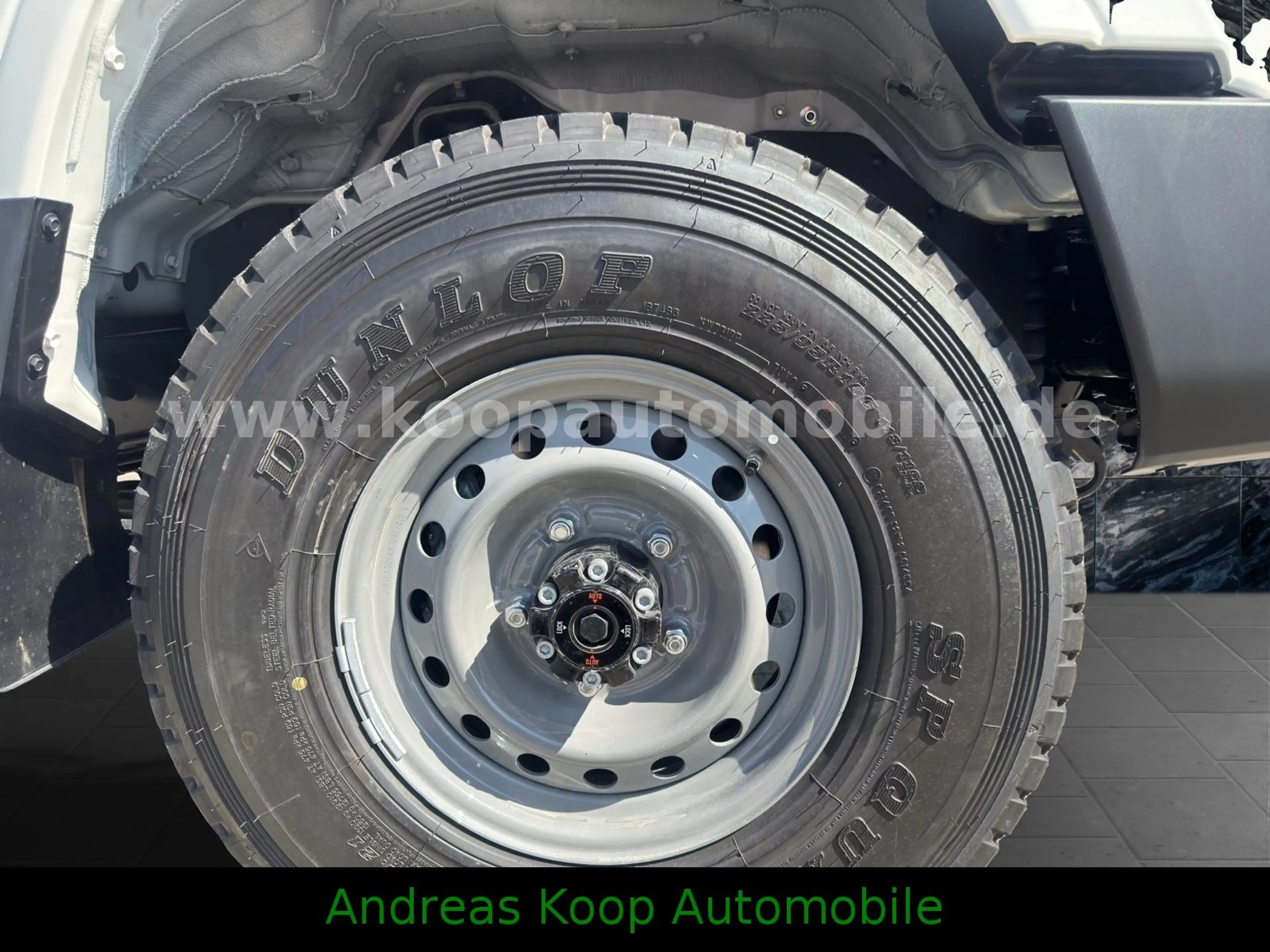 Toyota Land Cruiser GRJ 76 A/T 4,0i V6 Diff 4x4 SOFORT — photo 15