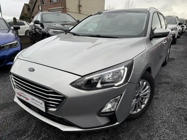 Ford Focus Focus 1.0 hybrid panodak 12 Maanden waarborg