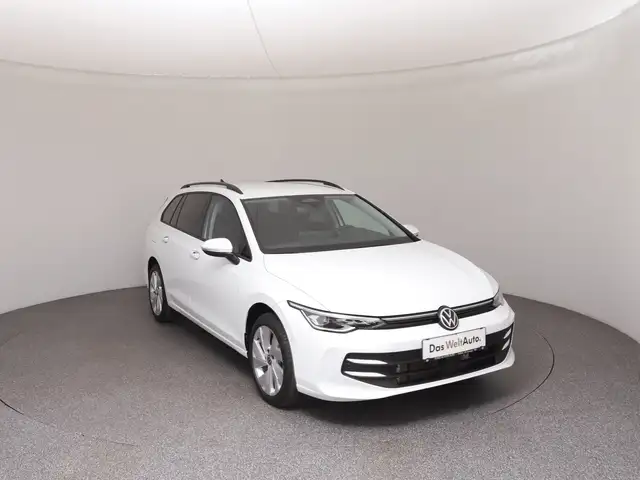 Volkswagen Golf view 2