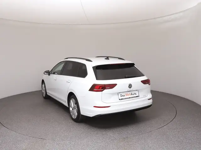 Volkswagen Golf view 5