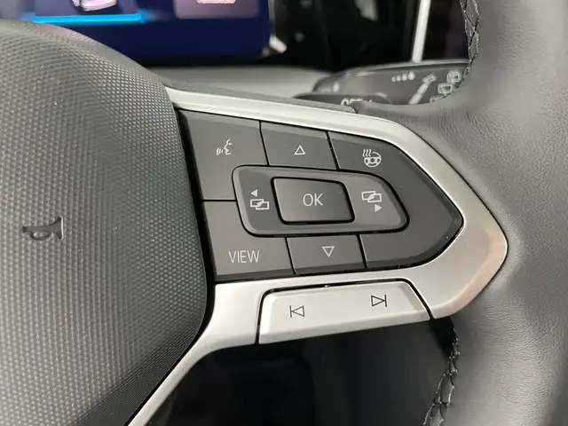 Volkswagen Golf view 15