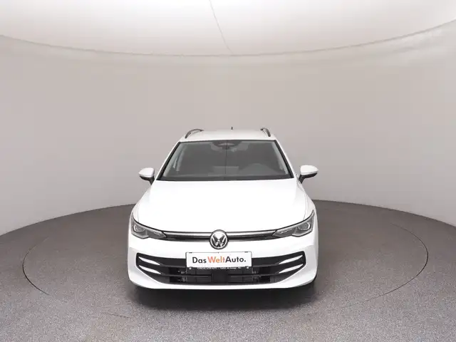 Volkswagen Golf view 3